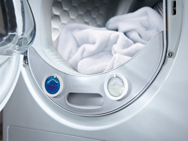 Сушильная машина Miele TWF760WP