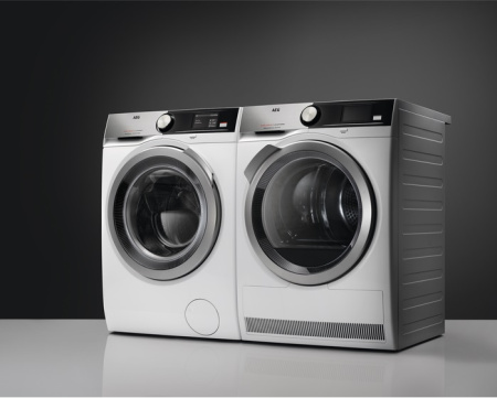 Стиральная машина AEG L9FEA69S Стиральная машина AEG L9FEA69S