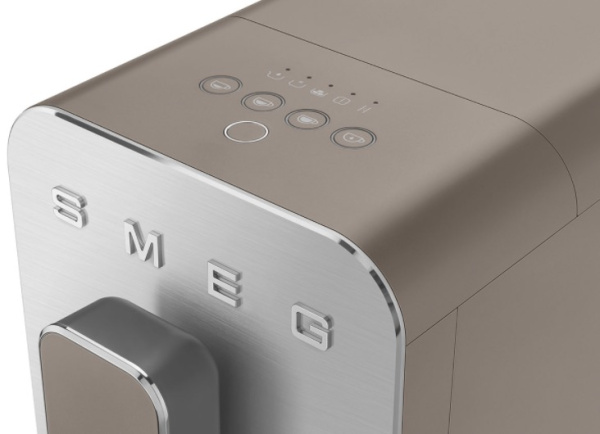 Кофемашина Smeg BCC01TPMEU