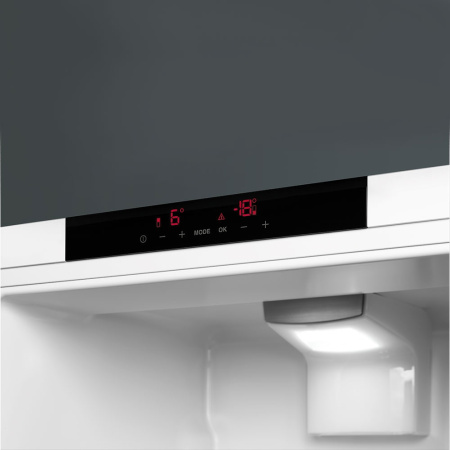 Встраиваемый холодильник Smeg C8174N3E Встраиваемый холодильник Smeg C8174N3E